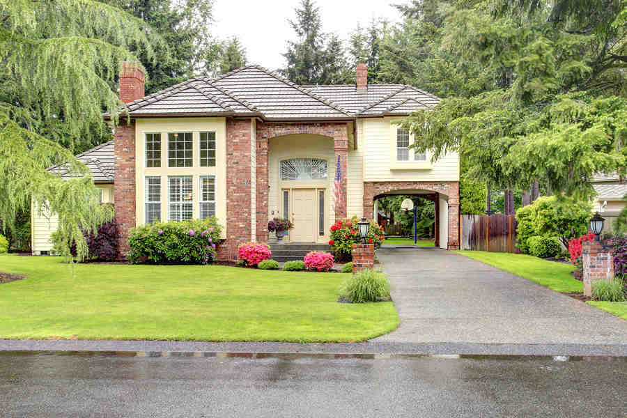 4 Inexpensive Curb Appeal Ideas